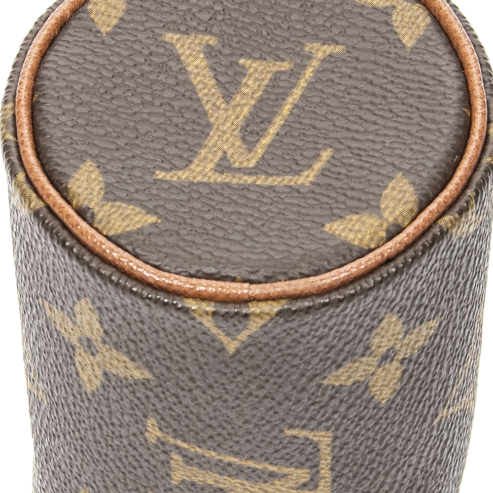 Louis Vuitton Papillon Pouch - Picture 8 of 10
